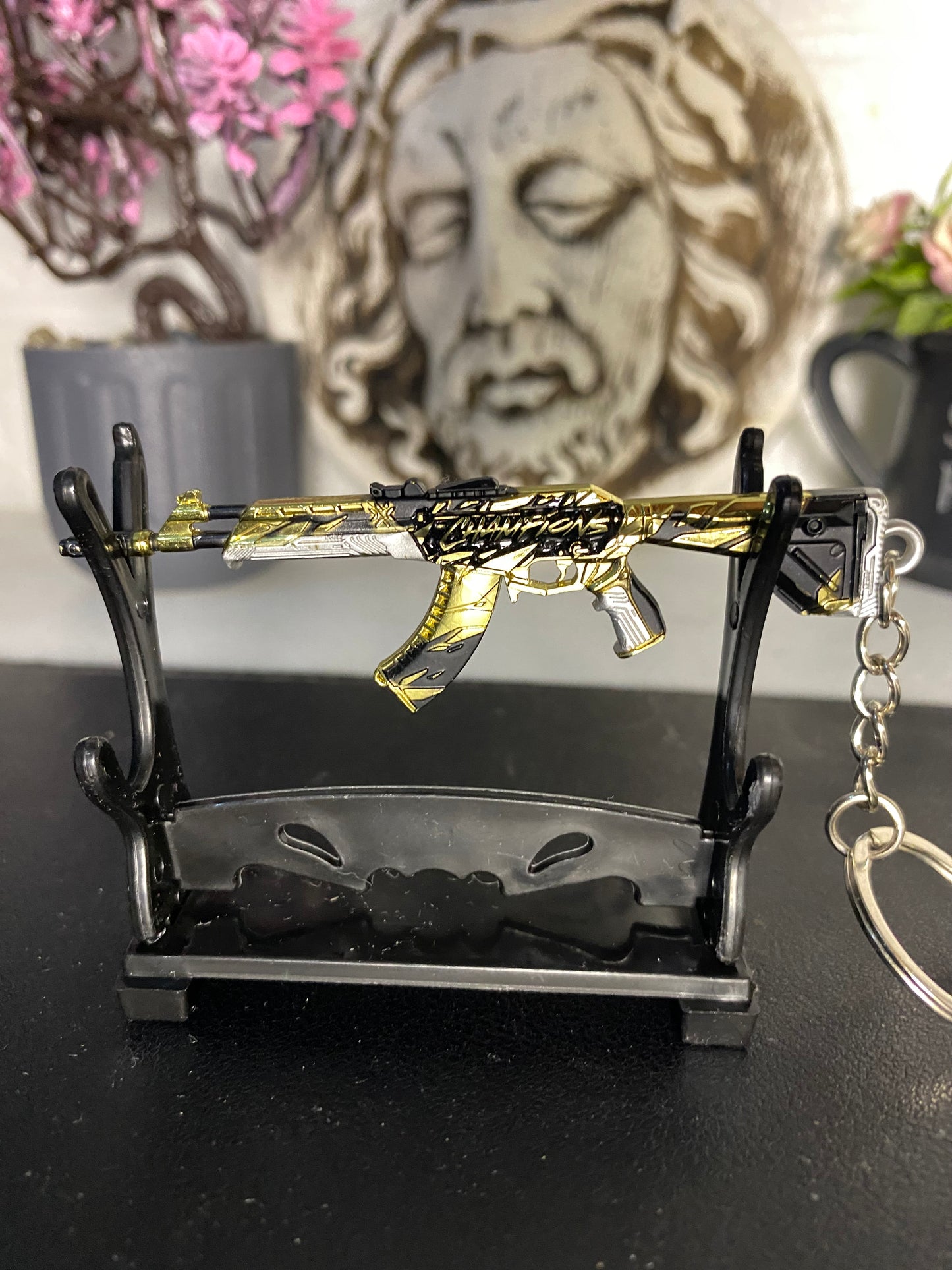 Valorant Keychains + mini stand