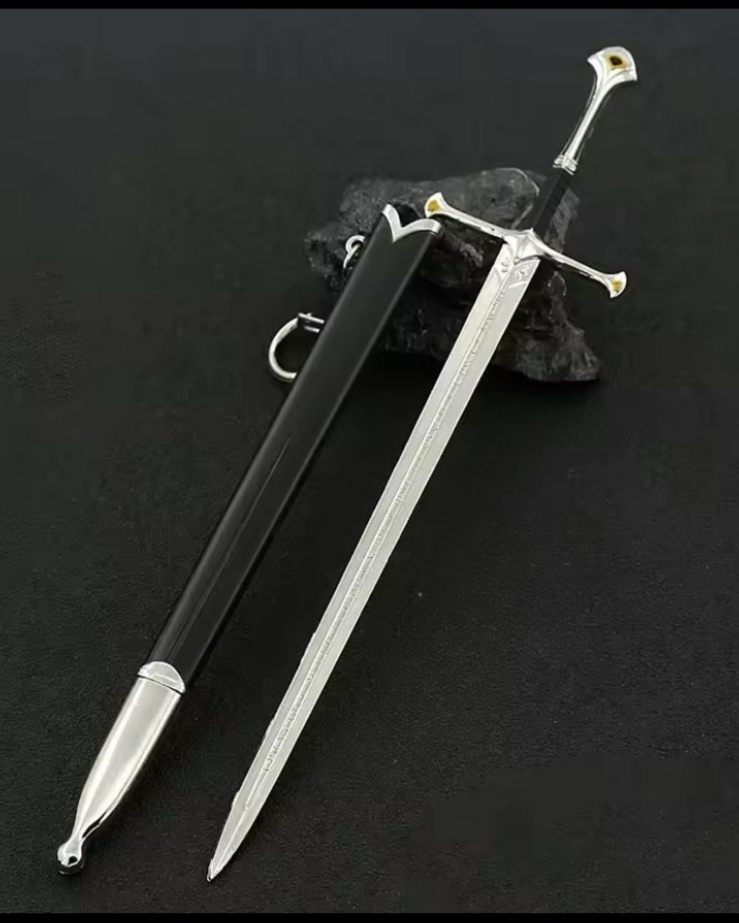 Lotr Swords Keychain